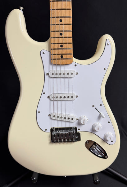 Fender Standard Stratocaster (2025) Electric Guitar Olympic White Finish (937)