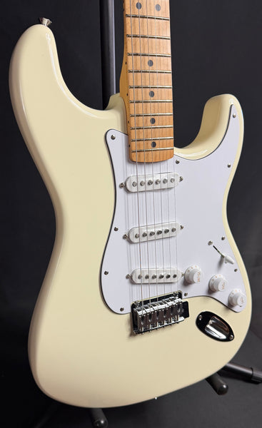Fender Standard Stratocaster (2025) Electric Guitar Olympic White Finish (937)