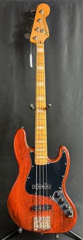 Squier Classic Vibe Active 70's Jazz Bass 4-String Bass Guitar Mocha Finish