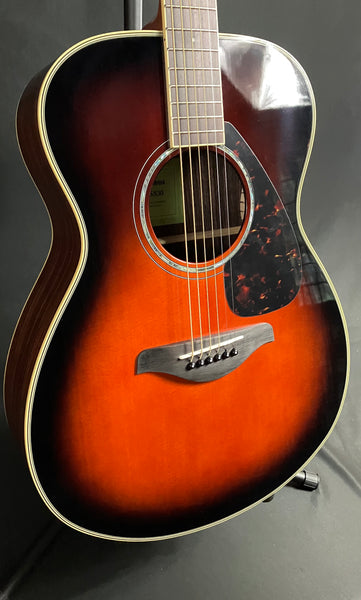 Yamaha FS830TBS Solid Top Concert Acoustic Guitar Tobacco Sunburst Finish