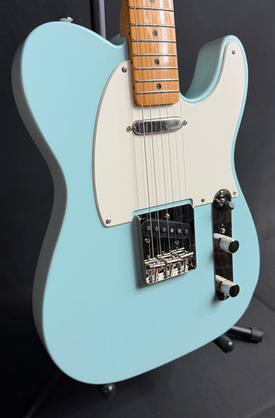 Squier Classic Vibe 50's Telecaster Electric Guitar Sonic Blue Finish (338)