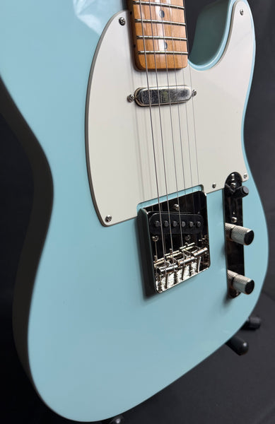 Squier Classic Vibe 50's Telecaster Electric Guitar Sonic Blue Finish (338)