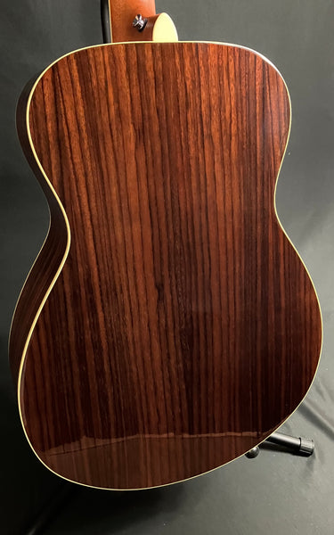 Yamaha FS830TBS Solid Top Concert Acoustic Guitar Tobacco Sunburst Finish