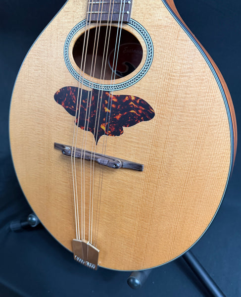 Eastman Lady Moon Signature Octave Mandolin Natural Satin w/ Gig Bag (447)