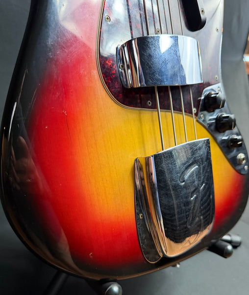 Vintage 1973 Fender Jazz Bass 4-String Bass Guitar 3-Tone Sunburst w/ OHSC