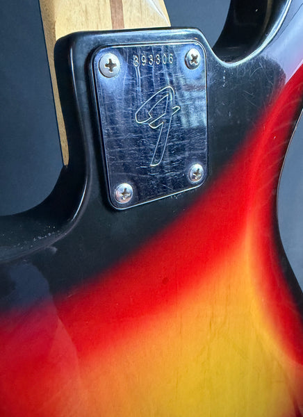 Vintage 1973 Fender Jazz Bass 4-String Bass Guitar 3-Tone Sunburst w/ OHSC
