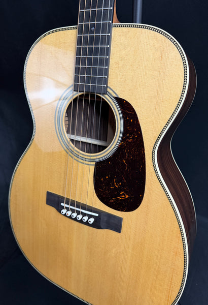 Martin 00-28 (2026) Grand Concert Acoustic Guitar Vintage Natural Finish w/ Case