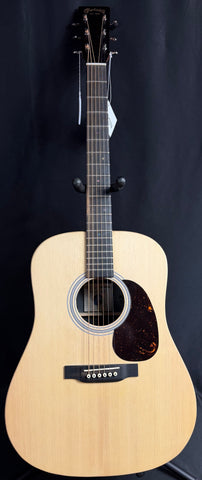 Martin D-X2E Billy Strings Dreadnought Acoustic-Electric Guitar Natural Satin w/ Gig Bag