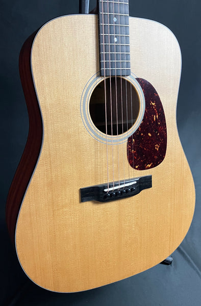 Eastman E1D Dreadnought Acoustic Guitar Natural Satin w/ Soft Case
