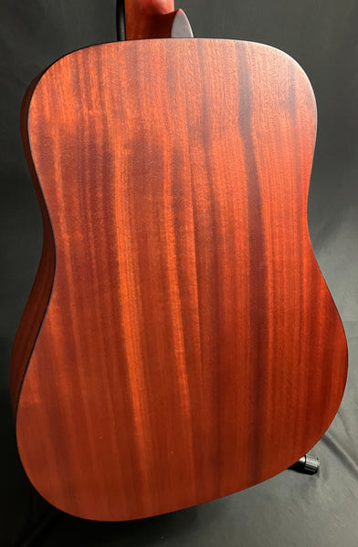 Eastman E1D Dreadnought Acoustic Guitar Natural Satin w/ Soft Case
