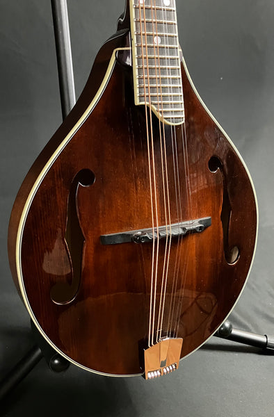 Eastman MD505 A-Style Mandolin Classic Finish w/ Hardshell Case