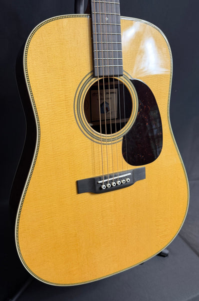 Martin D-28 Billy Strings Dreadnought Acoustic Guitar Vintage Natural Finish w/ Case