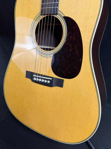 Martin D-28 Billy Strings Dreadnought Acoustic Guitar Vintage Natural Finish w/ Case