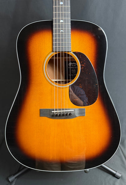 Martin D-18 Molly Tuttle Dreadnought Acoustic Guitar Vintage Sunburst w/ Case