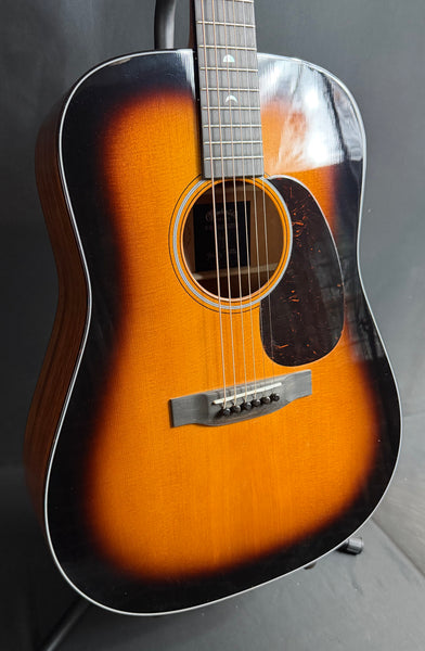 Martin D-18 Molly Tuttle Dreadnought Acoustic Guitar Vintage Sunburst w/ Case