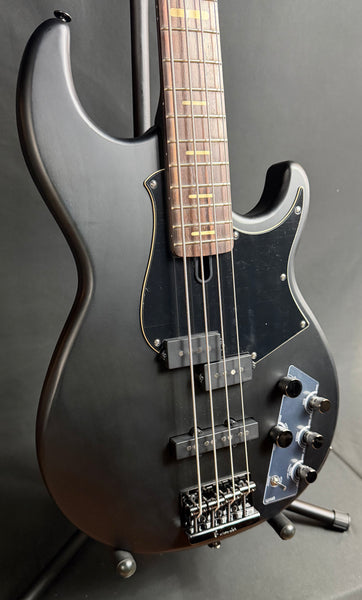 Yamaha BB734A Broad Bass 4-String Bass Guitar Translucent Matte Black w/ Gig Bag (123)