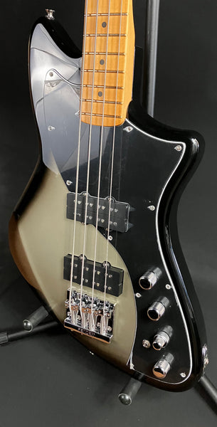 Fender Player Plus Active Meteora Bass 4-String Bass Guitar Silverburst w/ Gig Bag (111)