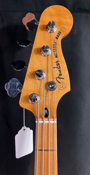 Fender Player Plus Active Meteora Bass 4-String Bass Guitar 3-Tone Sunburst w/ Gig Bag (618)