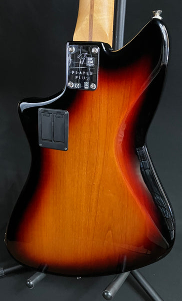 Fender Player Plus Active Meteora Bass 4-String Bass Guitar 3-Tone Sunburst w/ Gig Bag (618)