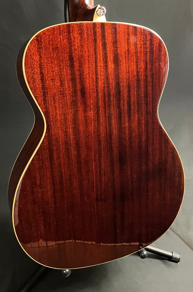 Alvarez MF60e Herringbone Auditorium Acoustic-Electric Guitar Gloss Natural w/ Soft Case