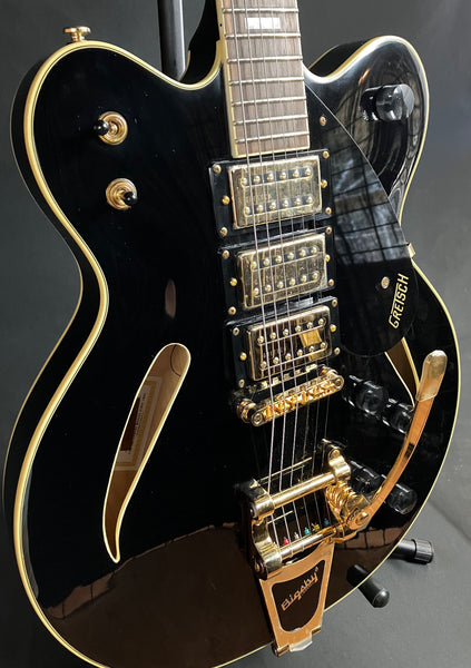 Gretsch G2627TG Center Block 3-Pickup Electric Guitar Gloss Black w/ Gold Hardware (254)