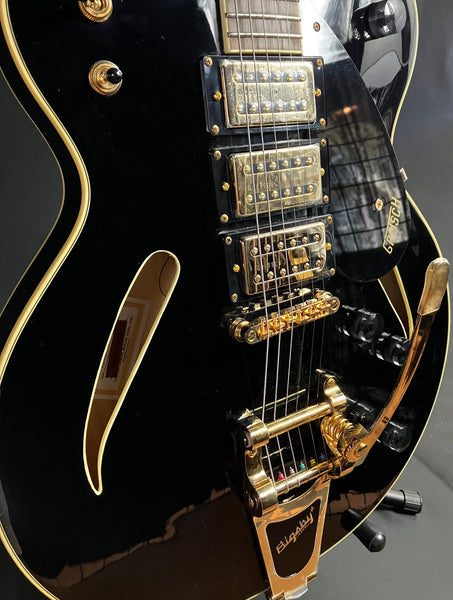 Gretsch G2627TG Center Block 3-Pickup Electric Guitar Gloss Black w/ Gold Hardware (254)