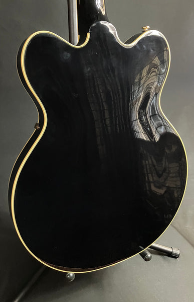 Gretsch G2627TG Center Block 3-Pickup Electric Guitar Gloss Black w/ Gold Hardware (254)