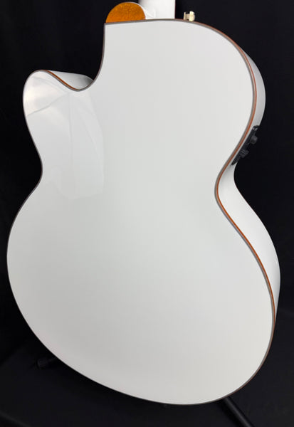 Gretsch G5022CWFE Rancher Falcon Jumbo Acoustic-Electric Guitar Gloss White