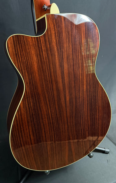 Yamaha FSX830CBS Concert Cutaway Acoustic-Electric Guitar Brown Sunburst