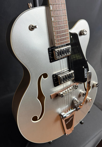 Gretsch G5420T Electromatic Hollow Body Electric Guitar Airline Silver Finish
