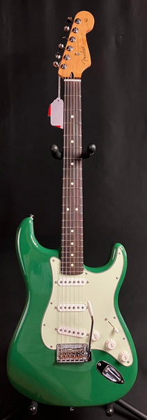 Fender Limited Edition Player II Stratocaster Electric Guitar Forest Green