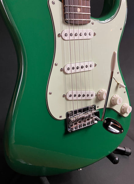 Fender Limited Edition Player II Stratocaster Electric Guitar Forest Green