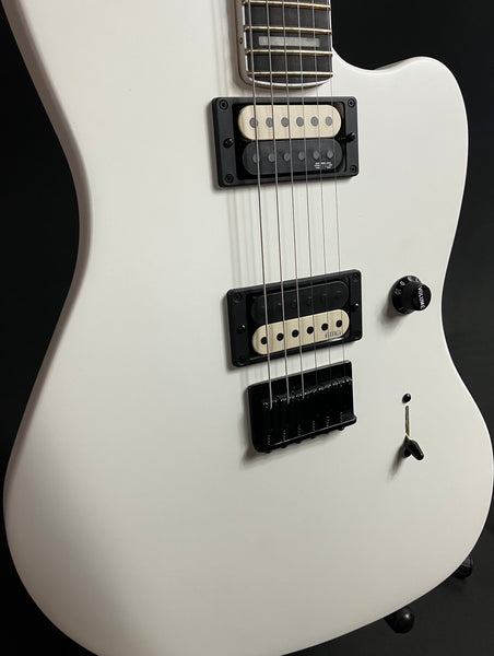 Fender Jim Root Jazzmaster V4 Electric Guitar Satin White w/ OHSC