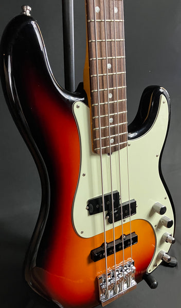 Fender American Ultra Precision Bass 4-String Bass Guitar Ultraburst Finish w/ OHSC