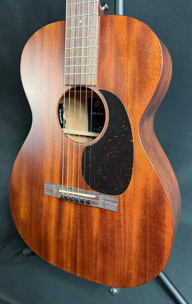 Martin 0-10E Retro Jason Isbell Parlor Acoustic-Electric Guitar Natural w/ Soft Case