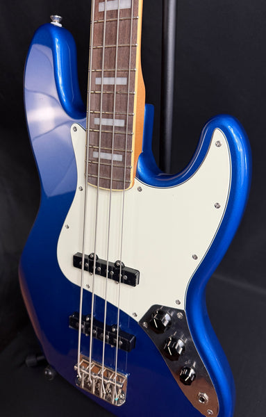 Squier Classic Vibe Late 60's Jazz Bass 4-String Bass Guitar Lake Placid Blue (689)