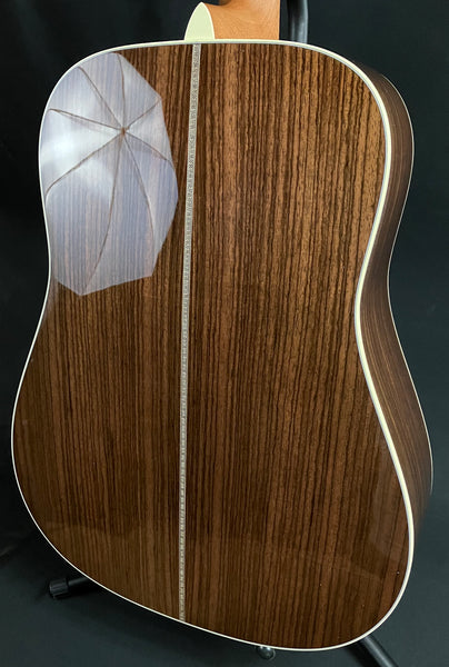 Martin D-28 Billy Strings Dreadnought Acoustic Guitar Vintage Natural Finish w/ Case