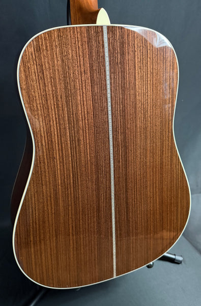 Martin HD-28 (2026) 1933 Ambertone Dreadnought Acoustic Guitar Ambertone Finish w/ Case