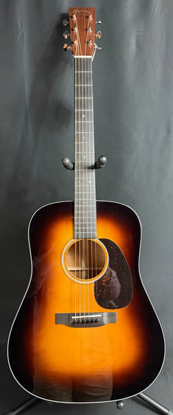 Martin D-18 1935 Sunburst (2026) Dreadnought Acoustic Guitar Sunburst w/ Case