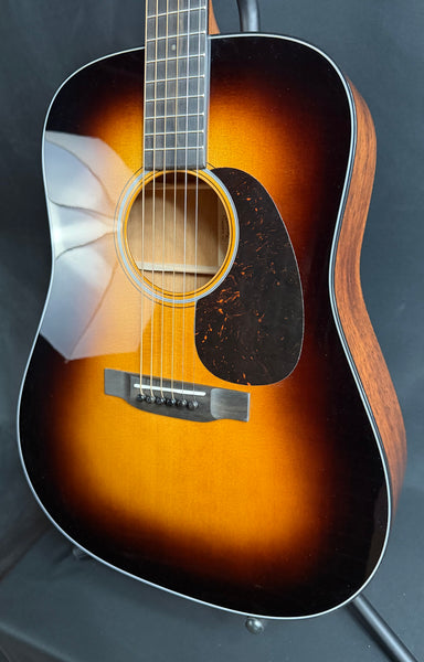 Martin D-18 1935 Sunburst (2026) Dreadnought Acoustic Guitar Sunburst w/ Case