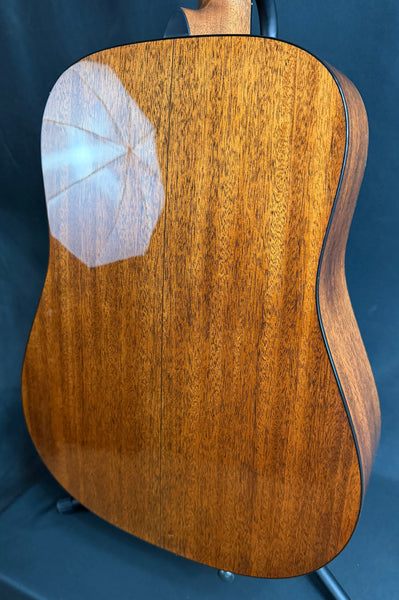 Martin D-18 1935 Sunburst (2026) Dreadnought Acoustic Guitar Sunburst w/ Case