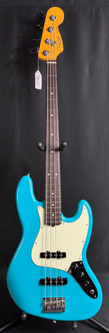 Fender American Professional II Jazz Bass 4-String Bass Guitar Miami Blue Finish w/ OHSC