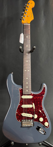 Fender American Professional Classic Stratocaster Electric Guitar Faded Black w/ Gig Bag