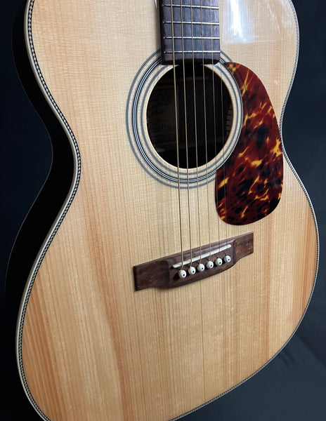 Recording King RO-328 Tonewood Reserve Auditorium Acoustic Guitar Natural w/ LR Baggs iBeam Pickup