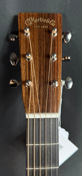 Martin HD-28 (2026) 1935 Sunburst Dreadnought Acoustic Guitar Sunburst Finish w/ Case