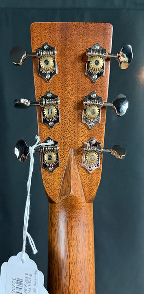 Martin HD-28 (2026) 1935 Sunburst Dreadnought Acoustic Guitar Sunburst Finish w/ Case