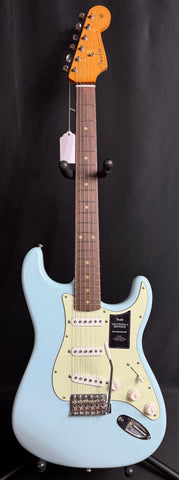 Fender Vintera II Road Worn '60s Stratocaster Electric Guitar Sonic Blue w/ Case