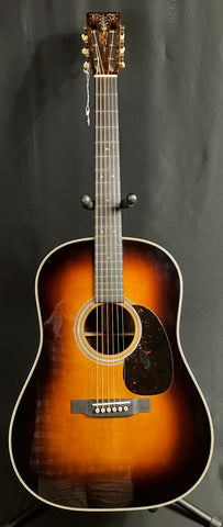 Martin Custom HD-28 12-Fret Wild Grain Rosewood Dreadnought Acoustic Guitar 1935 Sunburst