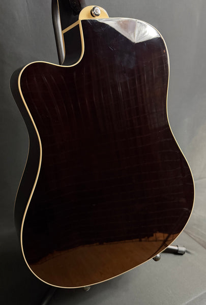 Epiphone Hummingbird Studio EC Dreadnought Cutaway Acoustic-Electric Guitar Vintage Sunburst w/ Case