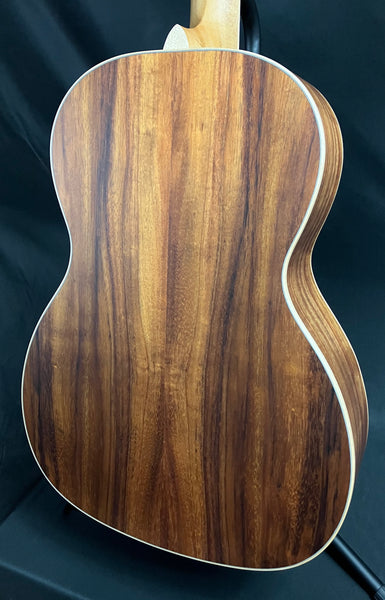 Larrivee OOO-40 Custom Koa 12-Fret Auditorium Acoustic Guitar Natural Satin w/ Case